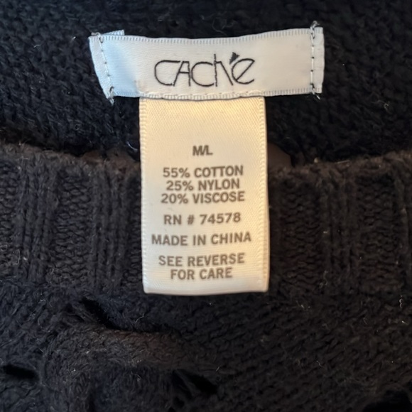 VINTAGE CACH’E M/L black knitted poncho. - Picture 5 of 7